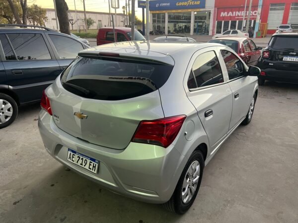 Chevrolet Onix Joy