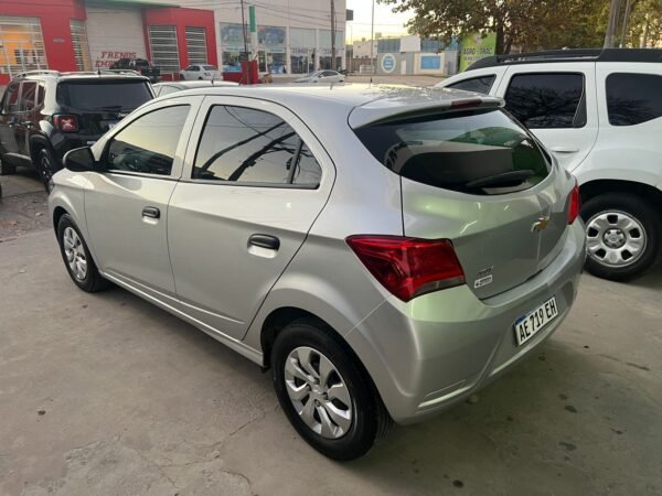 Chevrolet Onix Joy