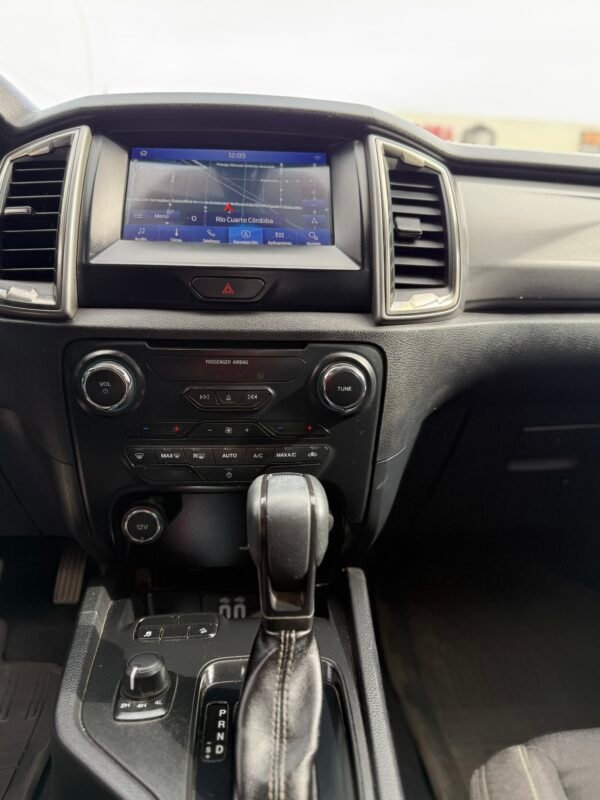 Ford Ranger XLT 4x4 Automática