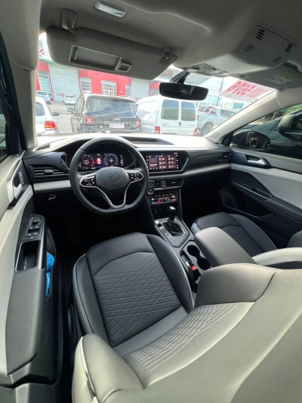 VW Taos
